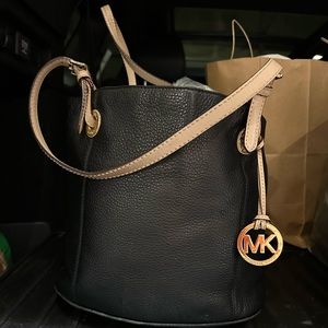 Micheal Kor’s medium tote bucket bag